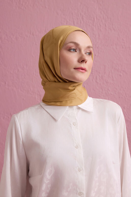 Iman I Baklava Camel Ramy Jacquard Shawl - 1