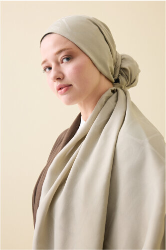 Iman I Baklava Gray Ramy Jacquard Shawl 
