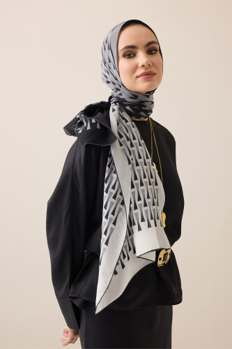 Iman I Gradient Black and White Silk Scarf 