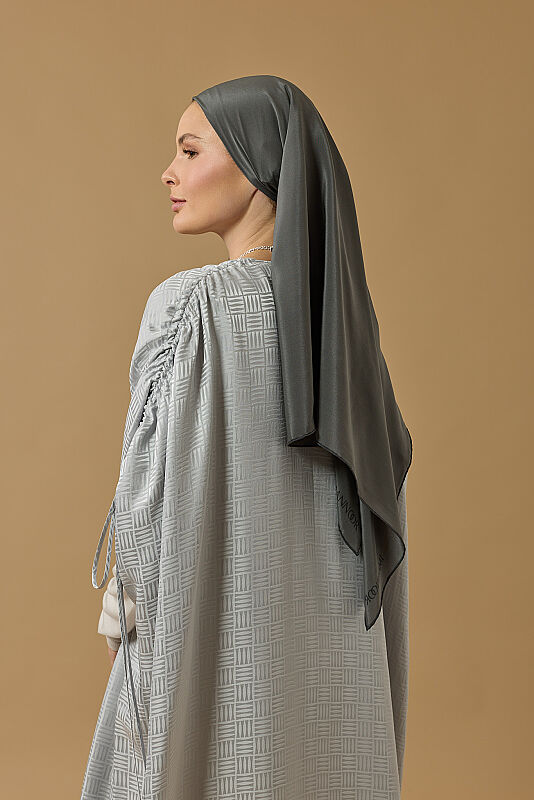 İman Kare Gümüş İpek Abaya - 5