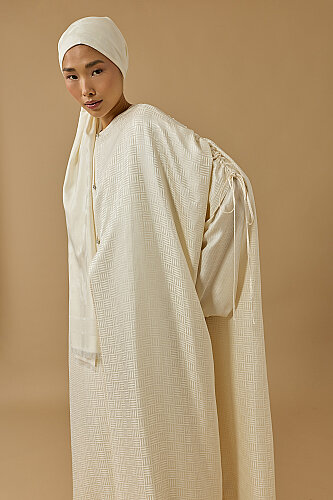 İman Kare Krem İpek Abaya - Imannoor (3)