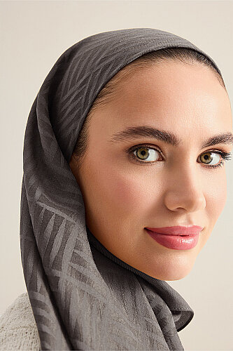 Iman Square Anthracite Naia Scarf - Imannoor (1)