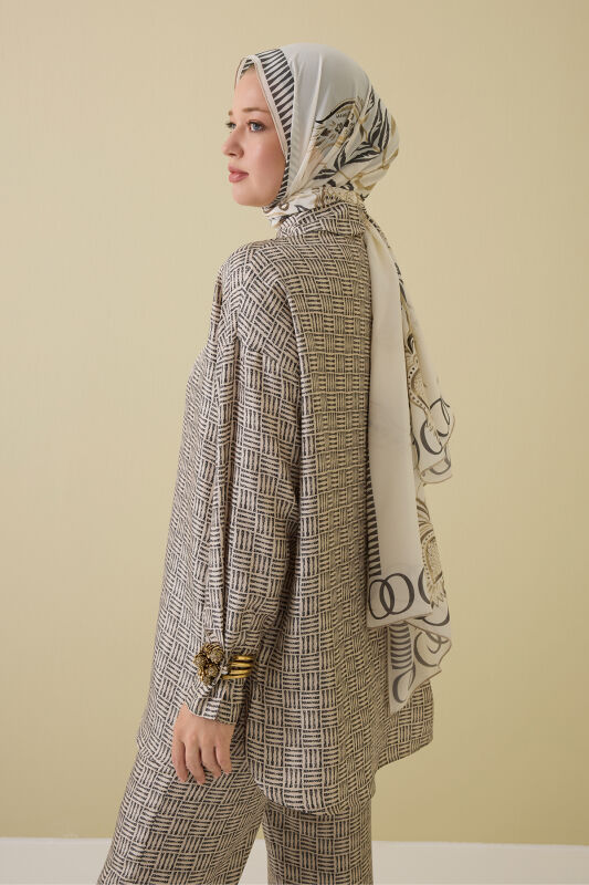 Iman Square Textured Beige Silk Shirt - 3