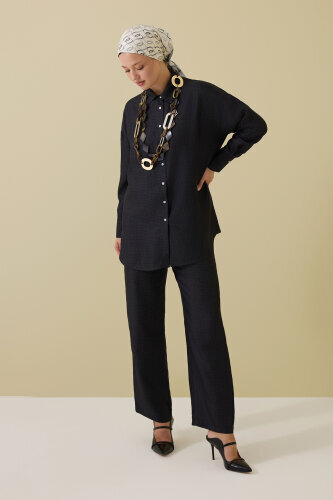 Iman Square Textured Black Silk Trousers 