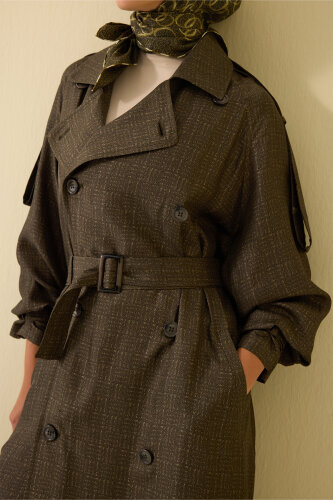 Iman Square Textured Khaki Silk Trench Coat - 4