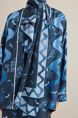 İman'ın Gülü Lacivert Krep İpek Kimono Şalı 70x210 - 6