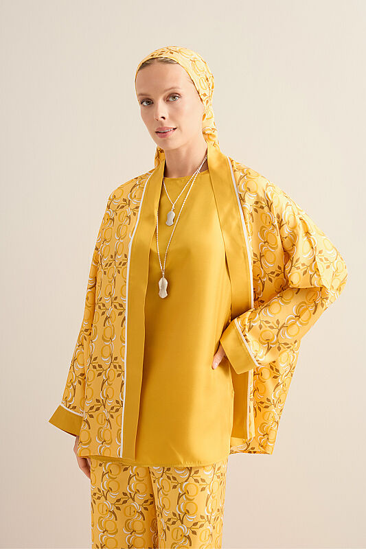 Imannoor Flower Yellow Twill Silk Sleeveless Blouse - 1