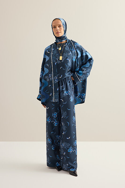 Iman's Rose Navy Blue Twill Silk Trousers - 1