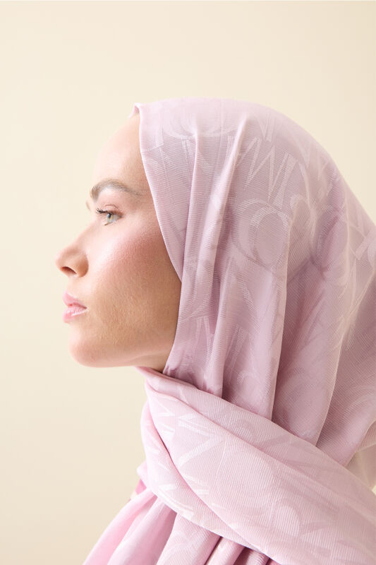 Monogram İmza Açık Pembe Shiny Jakar Şal 70x200 - 3
