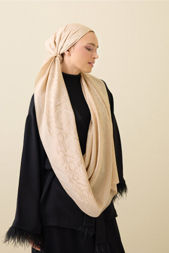 Monogram İmza Bal Beji Shiny Jakar Şal 70x200 
