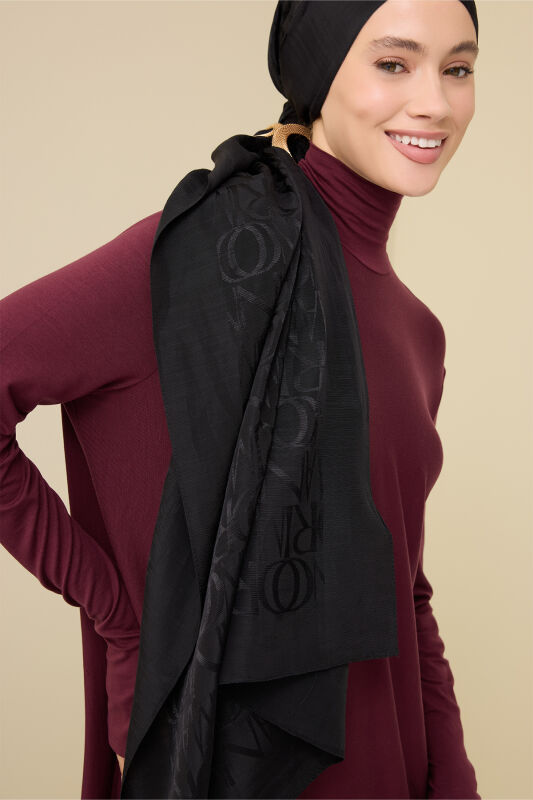  Monogram İmza Siyah Shiny Jakar Şal 70x200 - 1