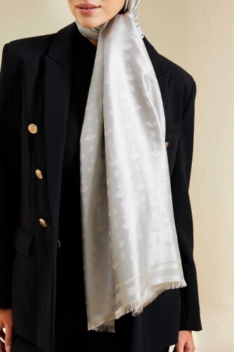 Karanfil Monogram Gri İpek Şal 70x200 - Imannoor (4)