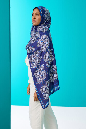 Kite Bright Flush Viscose Shawl Blue - 5