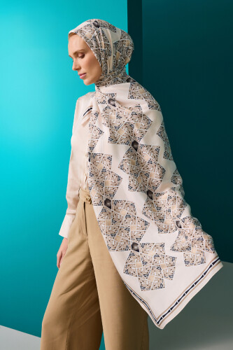 Kite Bright Flush Viscose Shawl Cream 