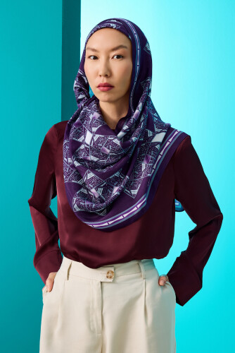 Kite Bright Flush Viscose Shawl Plum - 1