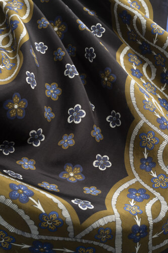 Knitted Black-Gold Floss Cotton Scarf - 2