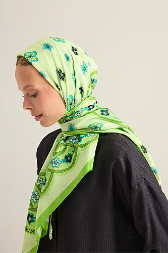 Knitted Green Floss Cotton Scarf 