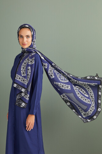 Labyrinth Silk Shawl Black 