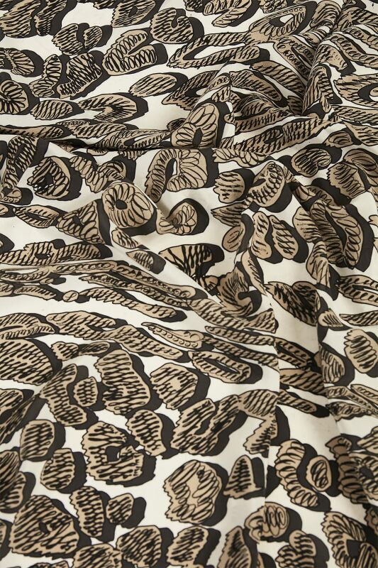 Leopard of the East Silk Scarf Beige - 7