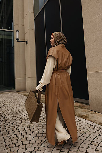 Long Milky Brown Leather Vest 