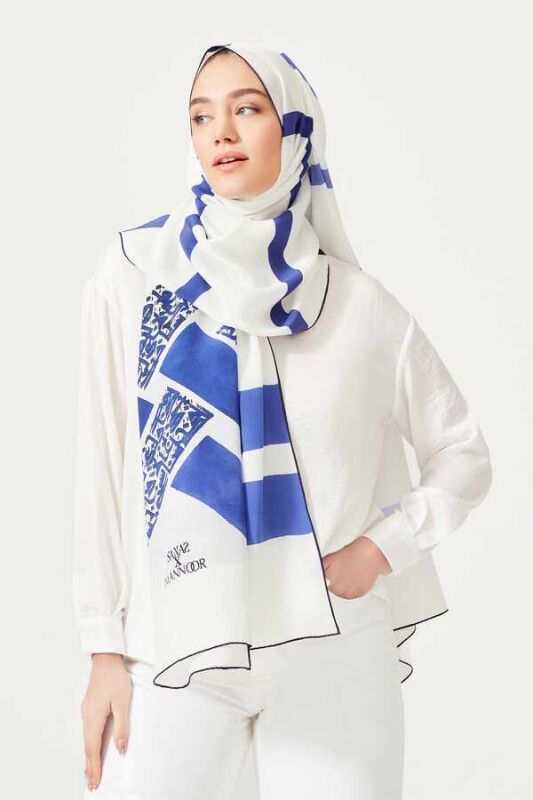 Lover's Knot Silk Shawl White/Blue - 2