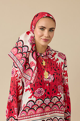 Mercan Bahçesi Kırmızı Tivil İpek Eşarp 90x90 - Imannoor (3)