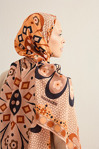 Mosaic Daisy Salmon Cotton Floss Shawl - 1