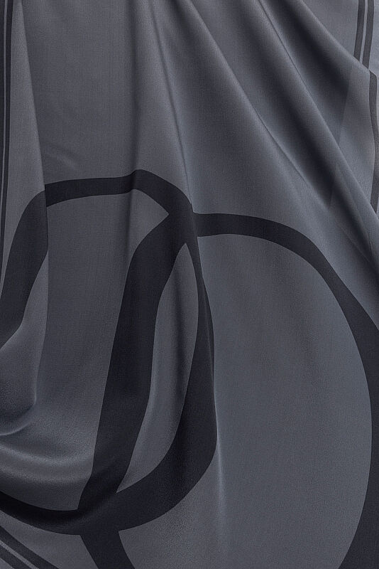 Noor Logo Light Gray Crepe Silk Shawl - 2