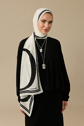 Noor Logo Siyah-Beyaz Krep İpek Şal 70x210 - Imannoor (1)