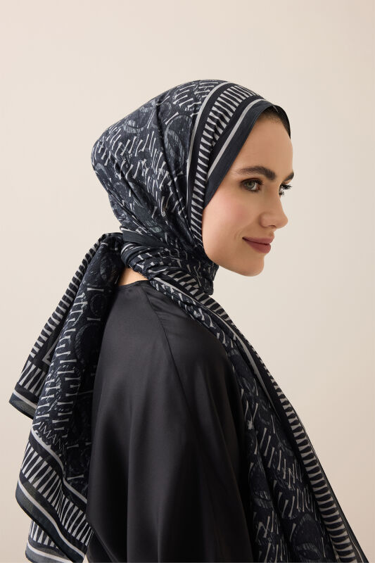Noor Rain Black and White Cotton Floss Scarf - 1