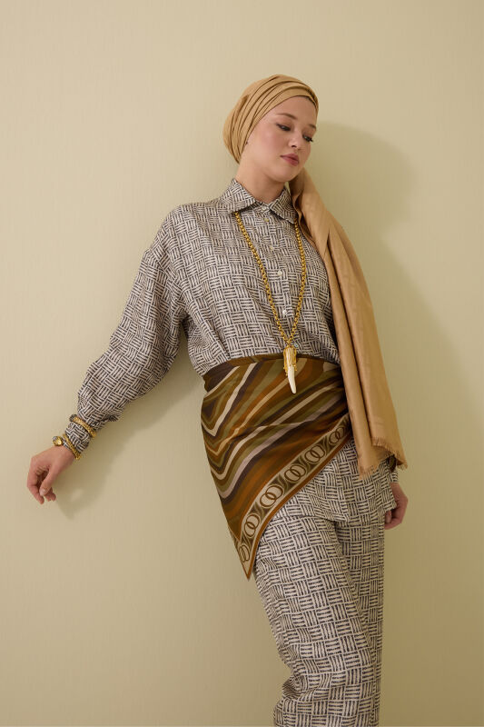 Noor with Waves Khaki-Oil Green Double-Sided Silk Scarf - 5