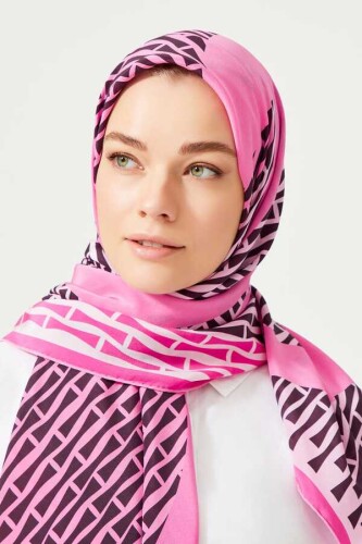 OO Logo Silk Shawl Pink - 4