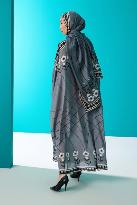 Passage Gray Silk Kaftan - 3