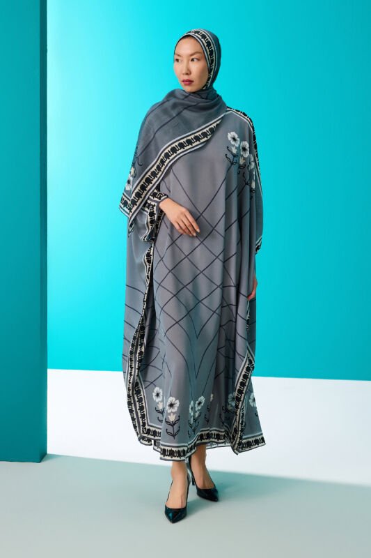 Passage Gray Silk Kaftan - 6