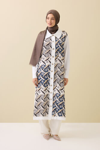 Peleng White-Navy Silk Knit Shirt Dress 