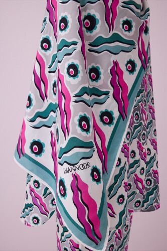 Pelenk Pink Viscose Shawl - 2
