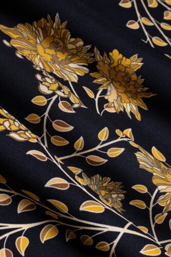 Peony Black-Gold Silk Twill Scarf - Imannoor (4)