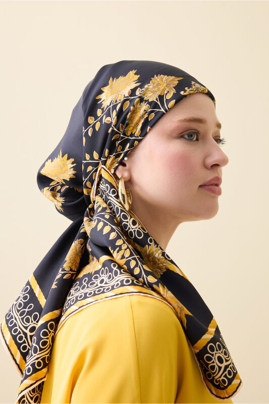 Peony Black-Gold Silk Twill Scarf - 1