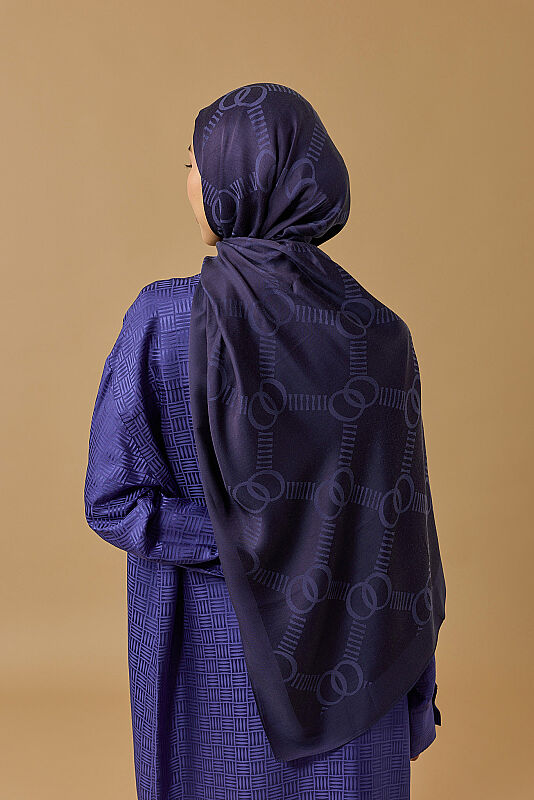 Petek Logo Navy Blue Naia Lyocell Jacquard Shawl 70x210 - 1