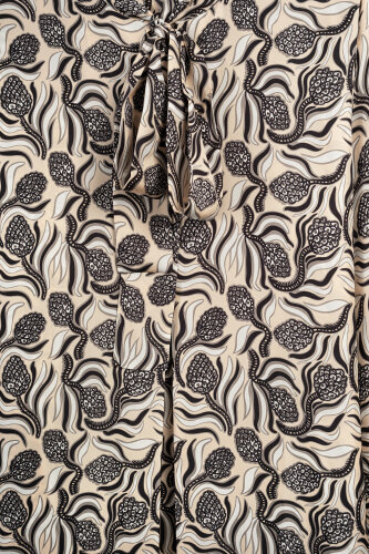 Pinecone Blossom Cream-Gray Neckline Twill Silk Dress - 2