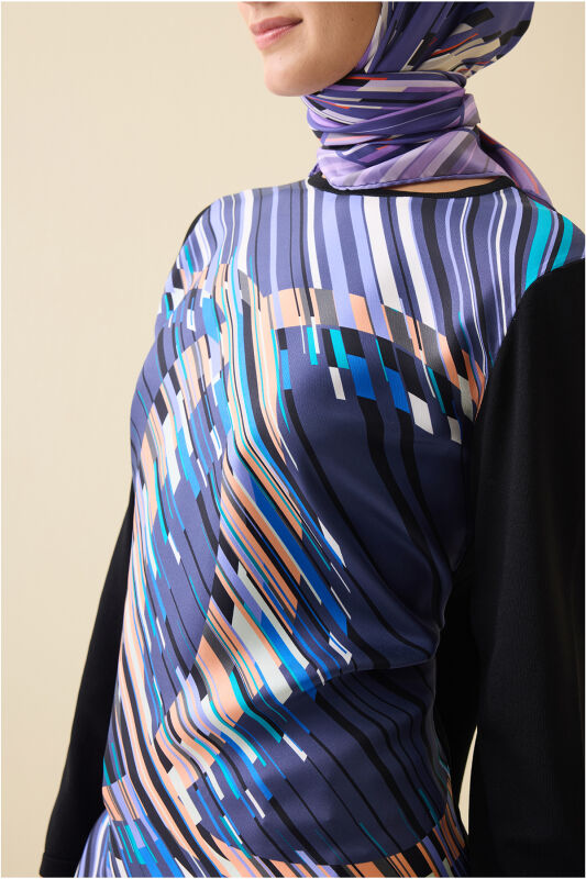 Pop Art Navy Blue Knit Blouse - 3