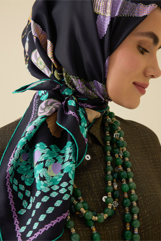 Püskül Noor Siyah-Yeşil Tivil İpek Eşarp 90x90 - 1