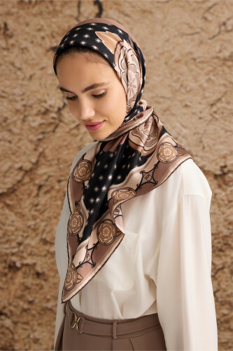 Quadruple Rosebud Silk Scarf Beige 