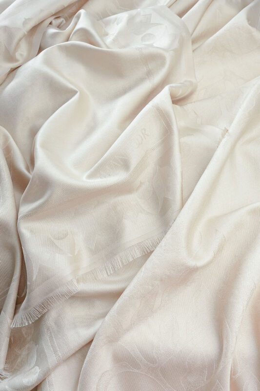 Qufi Bone Jacquard Silk Shawl - 3