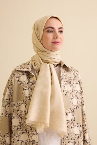 Qufi Ivory Jacquard Silk Shawl 