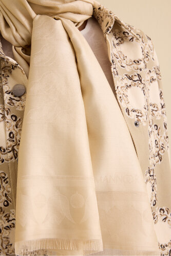 Qufi Ivory Jacquard Silk Shawl - 3