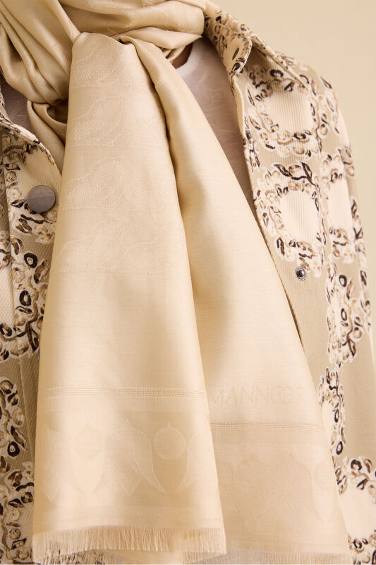 Qufi Ivory Jacquard Silk Shawl - 3