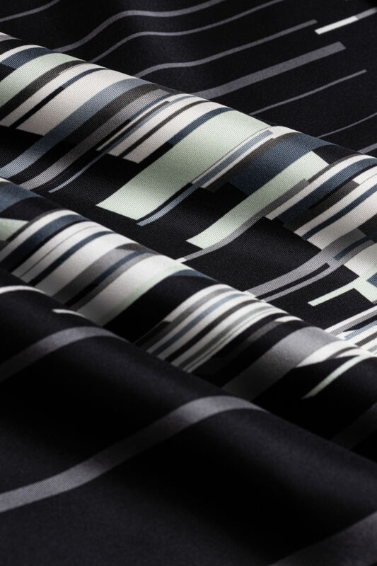 Rainy Noor Black Silk Scarf - 4