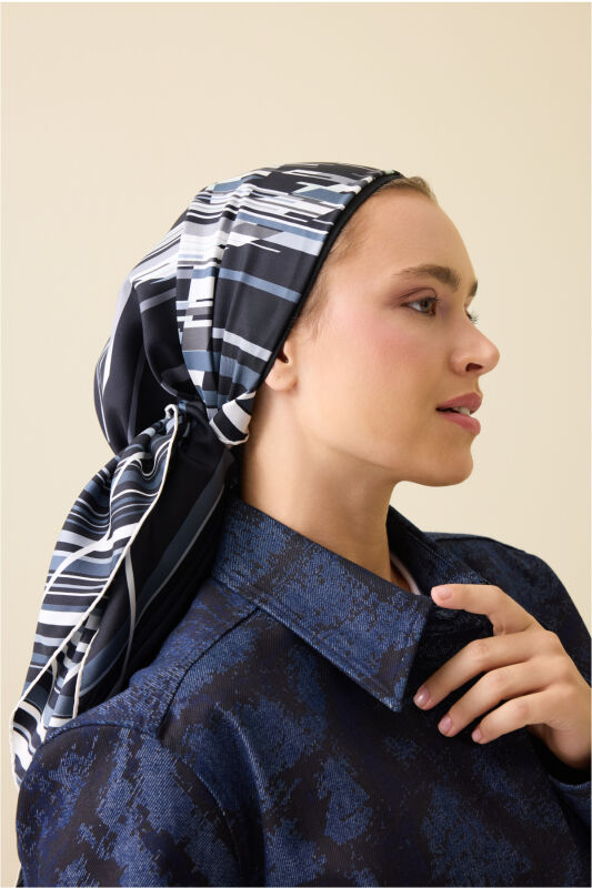 Rainy Noor Black Silk Scarf - 3