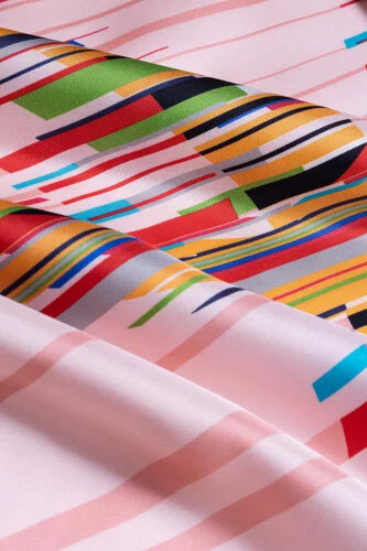 Rainy Noor Pink Silk Scarf - Imannoor (4)